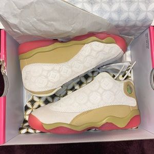 Jordan 13 kids sz 10c EUC